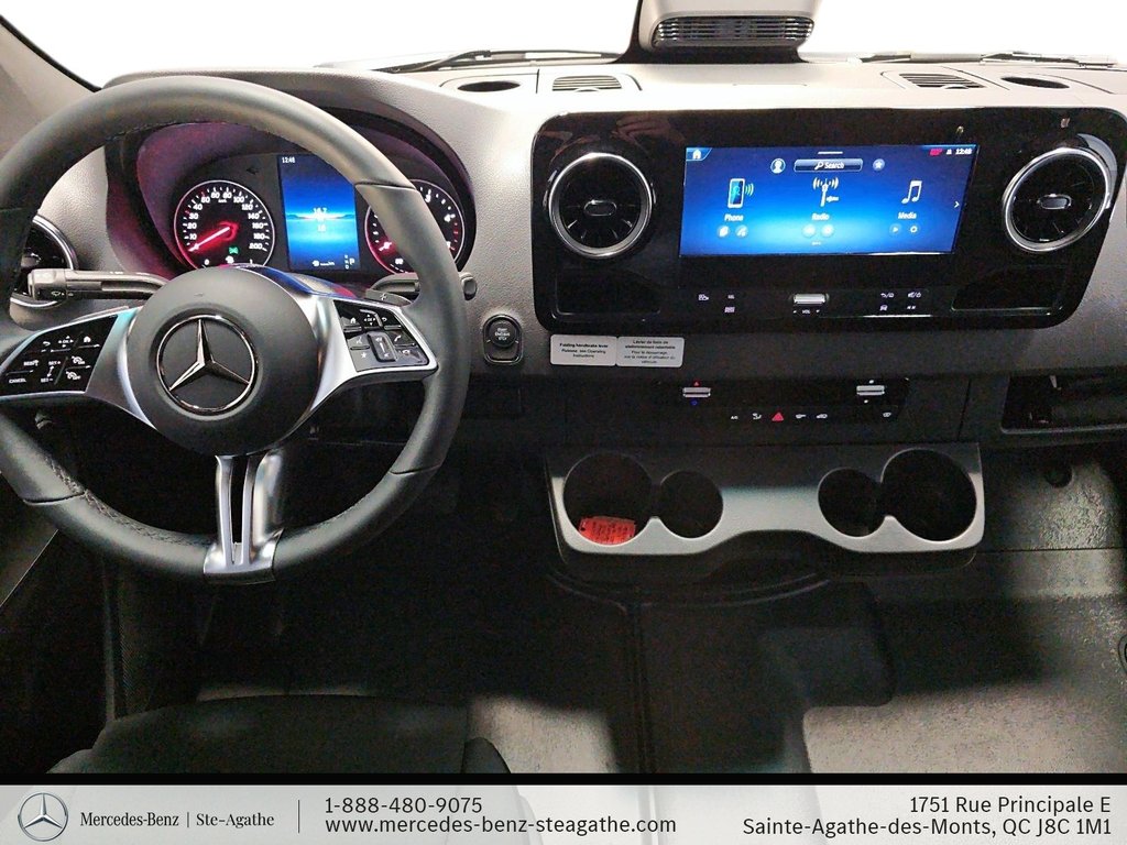 2026 Mercedes-Benz Sprinter 2500 170 Wheelbase High Roof AWD in Charlemagne, Quebec - 9 - w1024h768px
