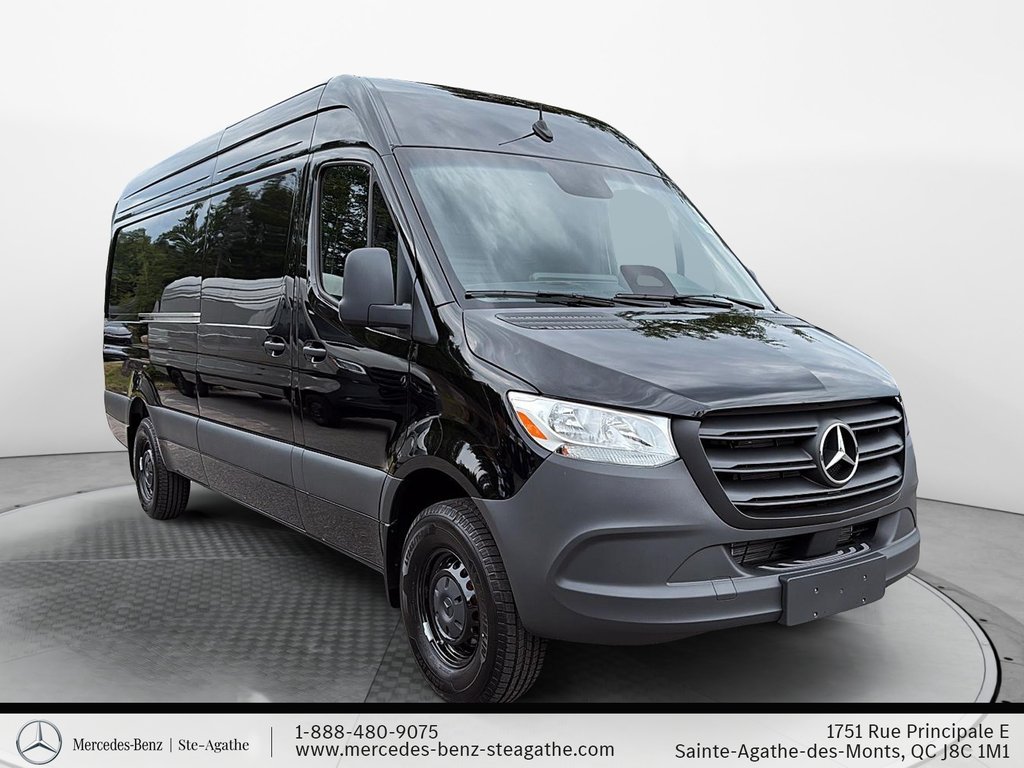 Mercedes-Benz Sprinter 2500 170 Wheelbase High Roof RWD 2026 à Charlemagne, Québec - 1 - w1024h768px