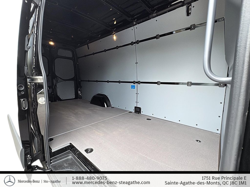 Mercedes-Benz Sprinter 2500 170 Wheelbase High Roof RWD 2026 à Charlemagne, Québec - 19 - w1024h768px