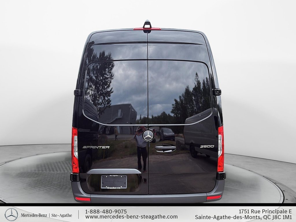 Mercedes-Benz Sprinter 2500 170 Wheelbase High Roof RWD 2026 à Charlemagne, Québec - 5 - w1024h768px
