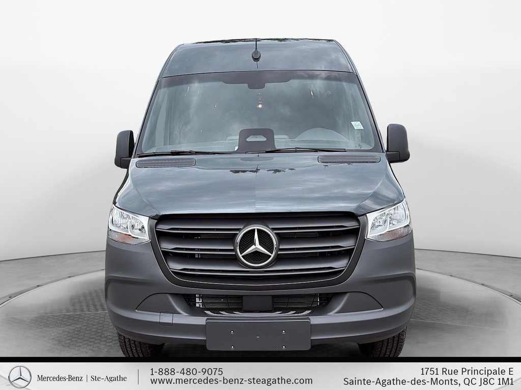 Mercedes-Benz Sprinter 2500 170 Wheelbase High Roof RWD 2026 à Charlemagne, Québec - 2 - w1024h768px