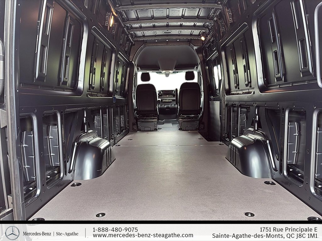 Mercedes-Benz Sprinter 2500 170 Wheelbase High Roof RWD 2026 à Charlemagne, Québec - 7 - w1024h768px
