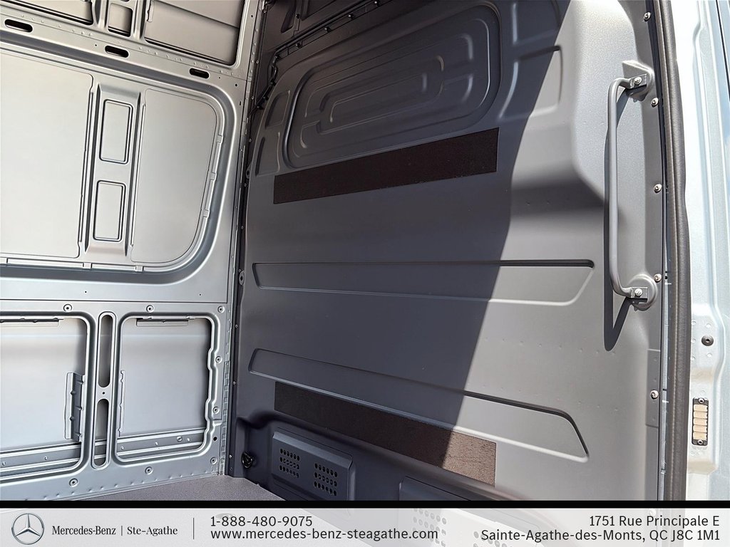 Mercedes-Benz Sprinter 2500 170 Wheelbase High Roof AWD 2026 à Charlemagne, Québec - 26 - w1024h768px