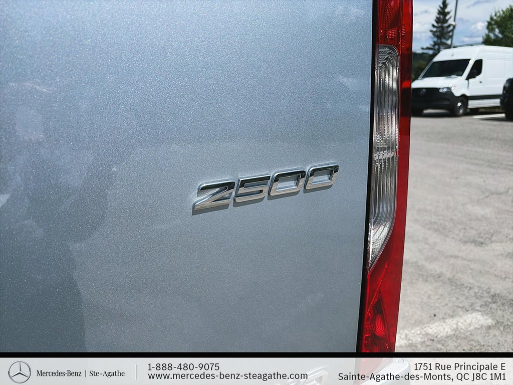 Mercedes-Benz Sprinter 2500 170 Wheelbase High Roof AWD 2026 à Charlemagne, Québec - 3 - w1024h768px