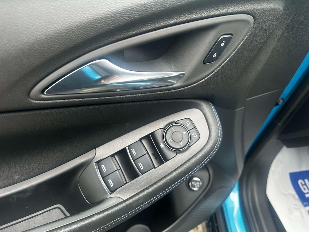 2025 Buick Encore GX Sport Touring in Edmundston, New Brunswick - 10 - w1024h768px