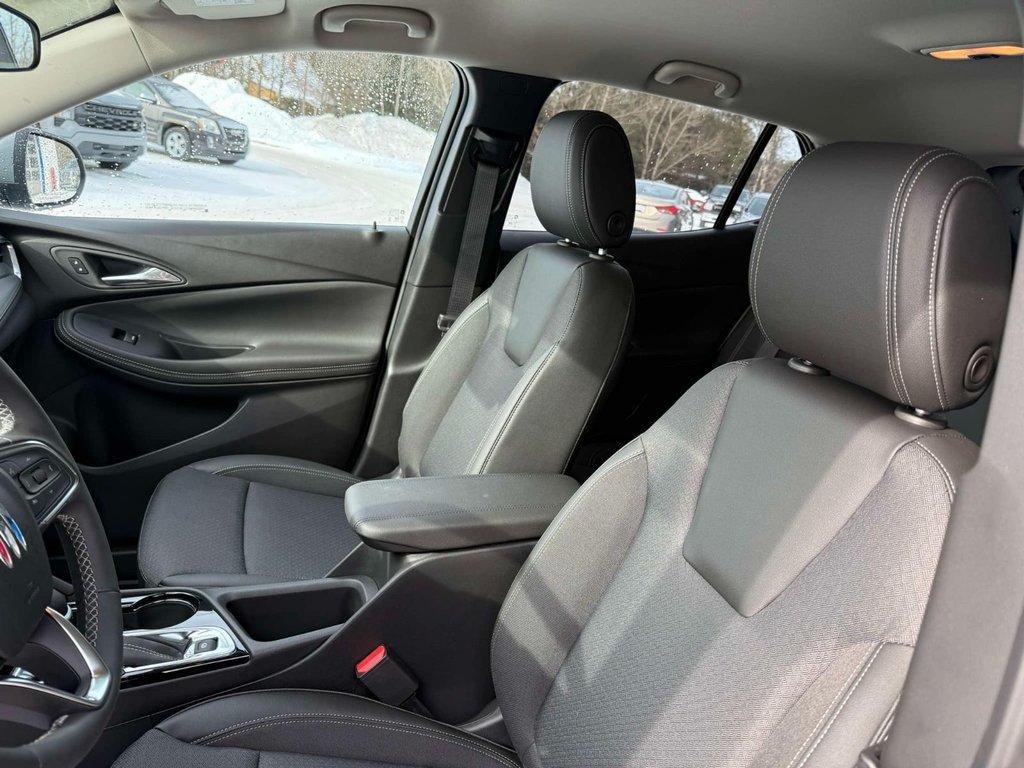 2025 Buick Encore GX Preferred in Edmundston, New Brunswick - 11 - w1024h768px
