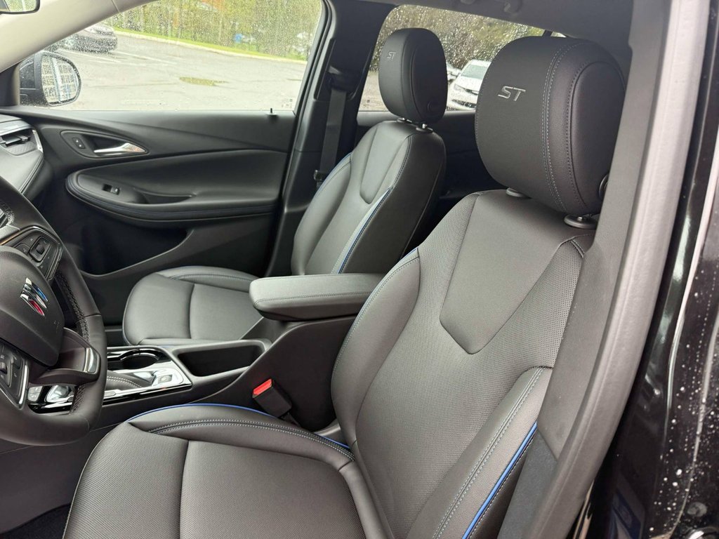 2025 Buick Encore GX Sport Touring in Edmundston, New Brunswick - 11 - w1024h768px