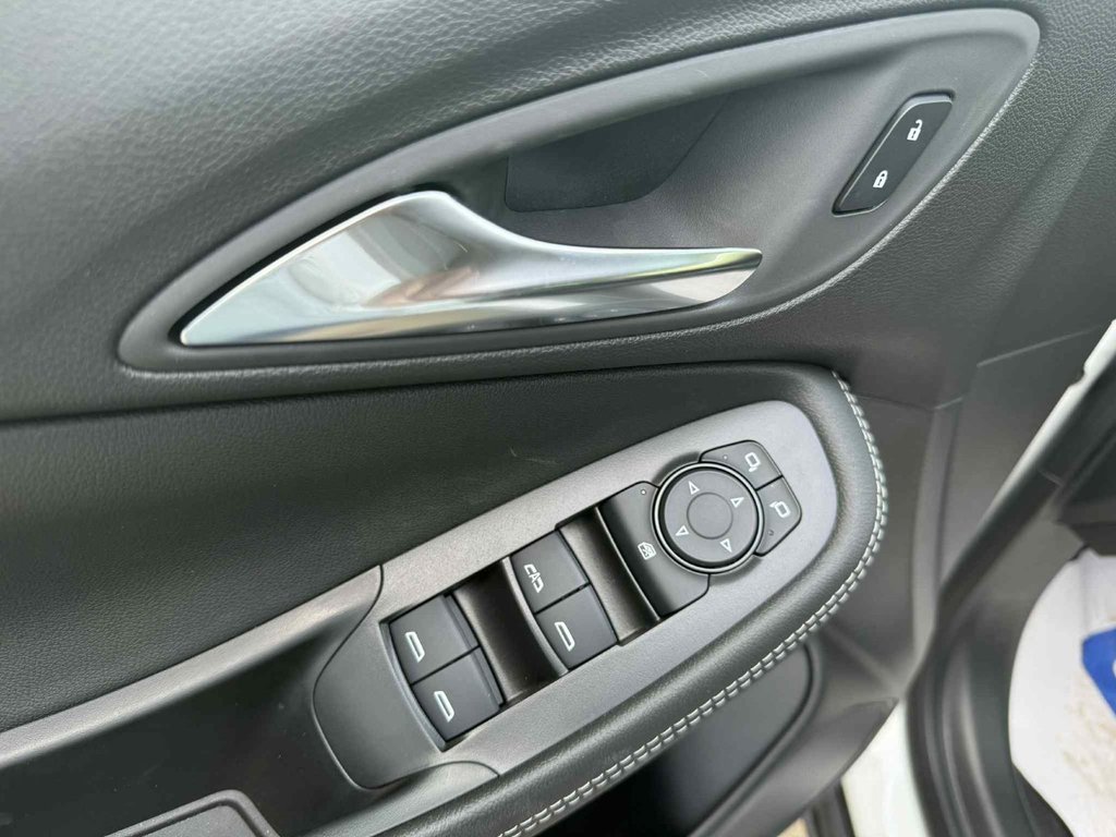 2026 Buick Encore GX Preferred in Edmundston, New Brunswick - 14 - w1024h768px