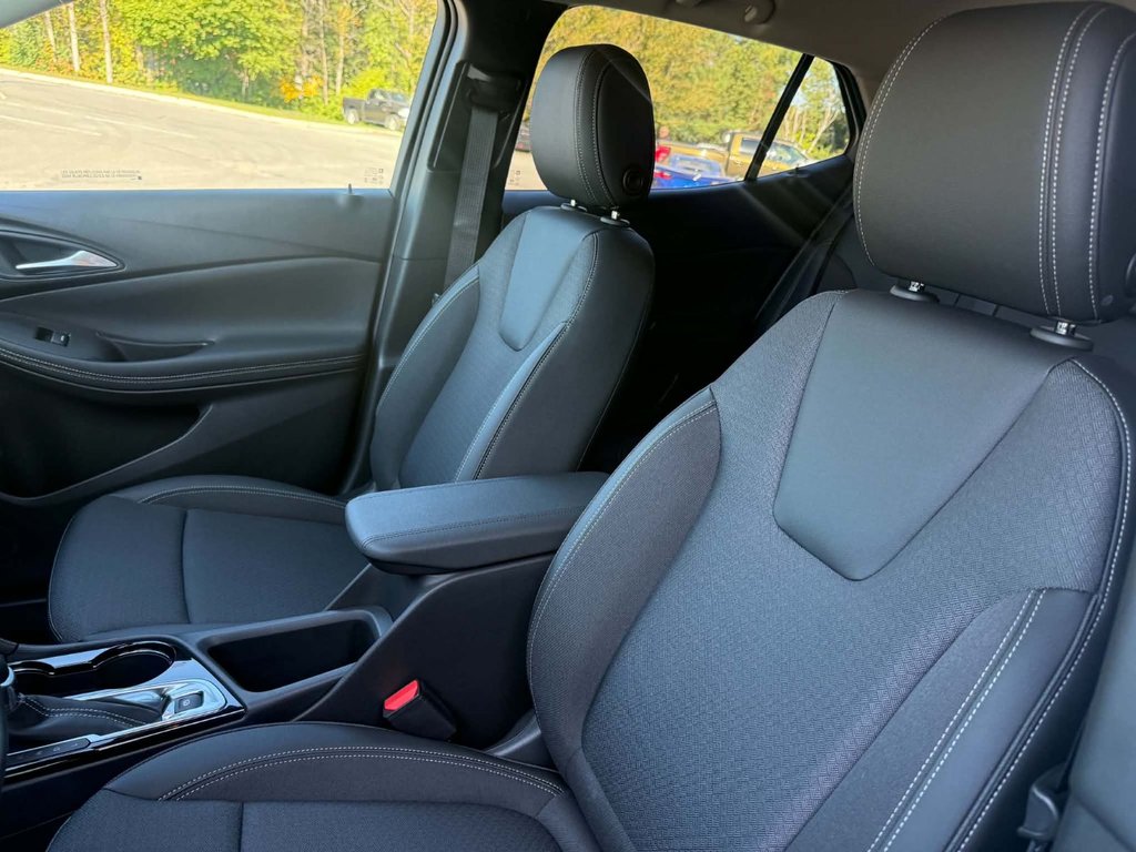 2026 Buick Encore GX Preferred in Edmundston, New Brunswick - 9 - w1024h768px