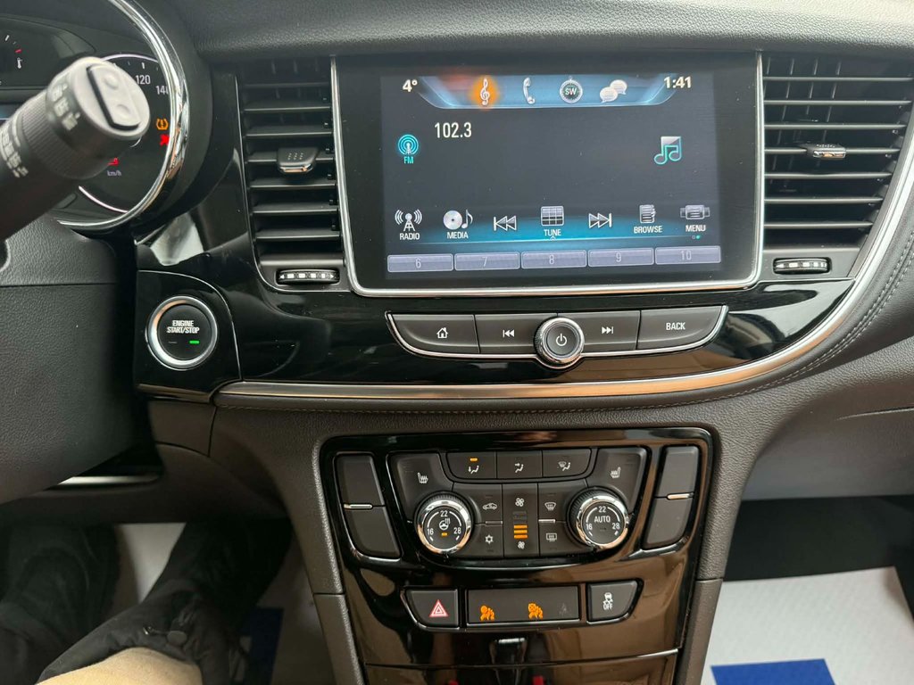 Buick Encore Essence 2017 à Edmundston, Nouveau-Brunswick - 9 - w1024h768px