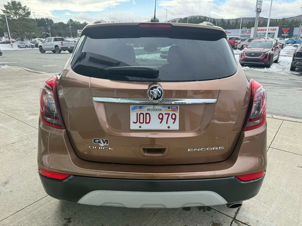 Buick Encore Essence 2017 à Edmundston, Nouveau-Brunswick - 4 - w1024h768px