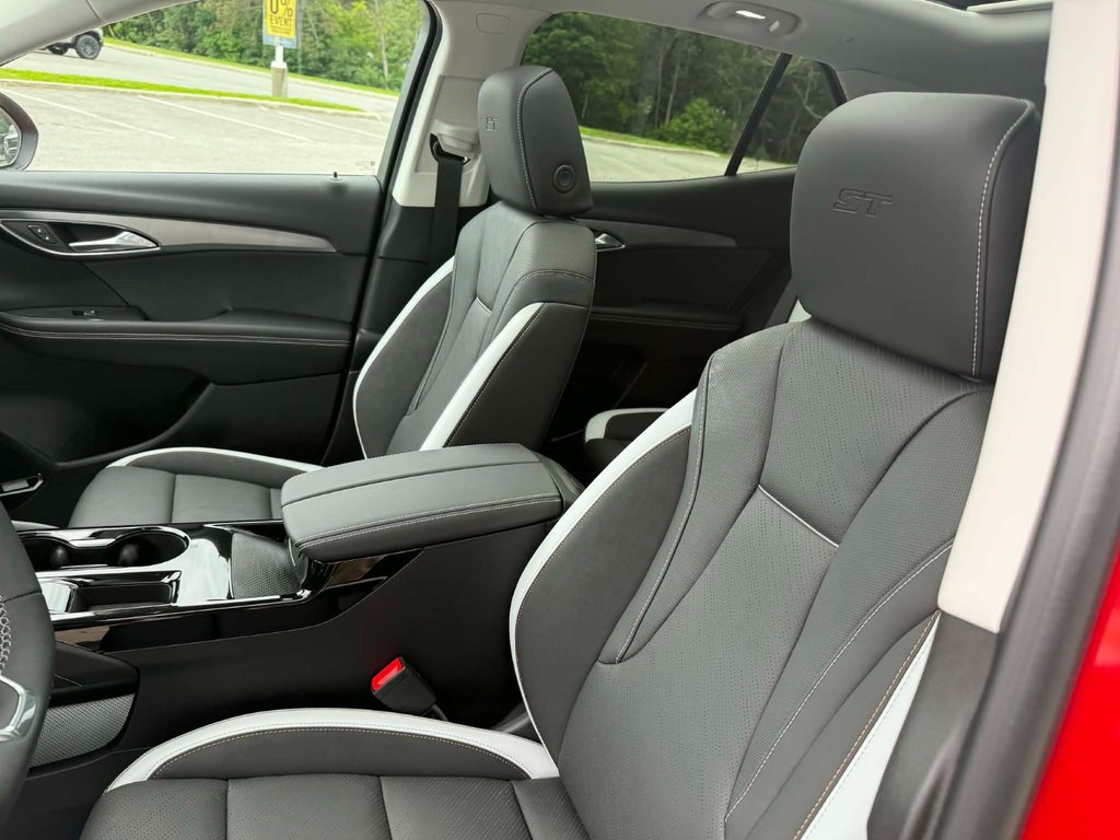 2026 Buick Envision Sport Touring in Edmundston, New Brunswick - 16 - w1024h768px