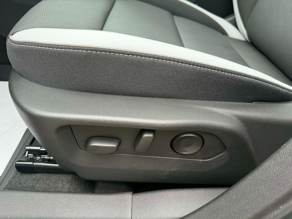 2026 Buick Envision Sport Touring in Edmundston, New Brunswick - 14 - w1024h768px