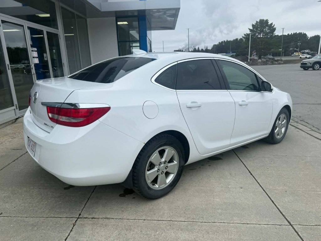 2016 Buick Verano Base in Edmundston, New Brunswick - 5 - w1024h768px
