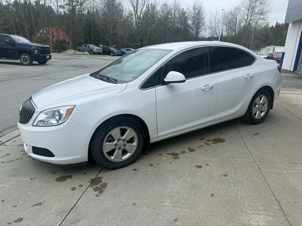 2016 Buick Verano Base in Edmundston, New Brunswick - 4 - w1024h768px