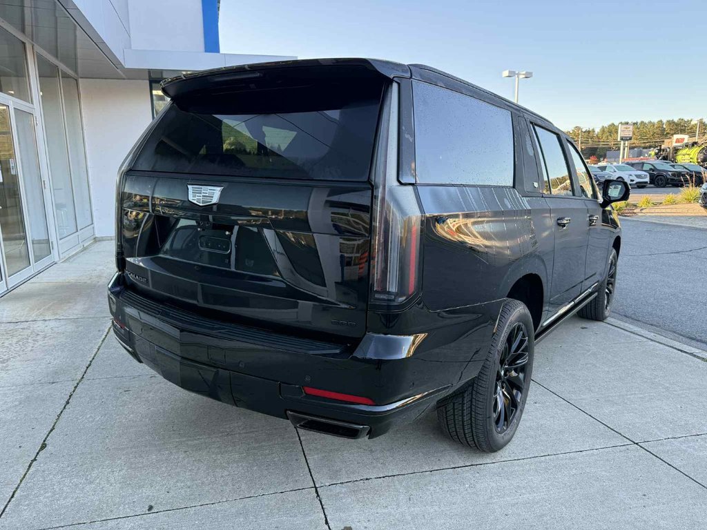2026 Cadillac ESCALADE ESV Sport in Edmundston, New Brunswick - 6 - w1024h768px