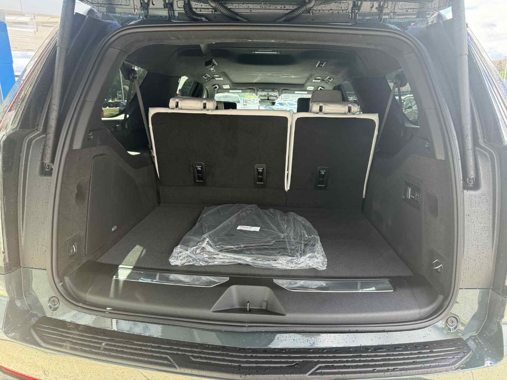 2026 Cadillac ESCALADE ESV V-Series in Edmundston, New Brunswick - 8 - w1024h768px
