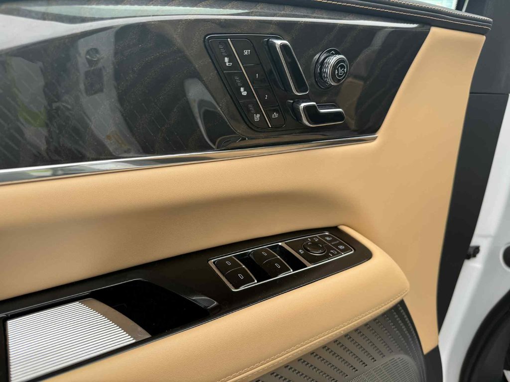 2025 Cadillac ESCALADE IQ Sport 2 in Edmundston, New Brunswick - 16 - w1024h768px