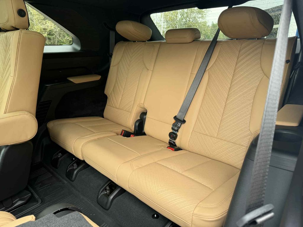2025 Cadillac ESCALADE IQ Sport 2 in Edmundston, New Brunswick - 12 - w1024h768px