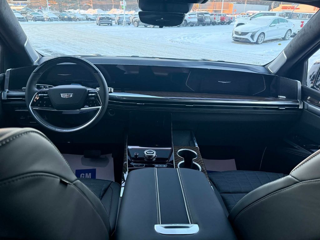 2026 Cadillac ESCALADE Platinum Sport in Edmundston, New Brunswick - 18 - w1024h768px