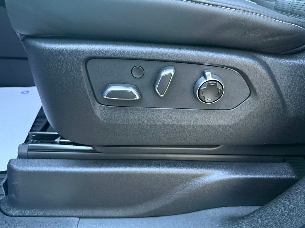2026 Cadillac ESCALADE Platinum Sport in Edmundston, New Brunswick - 15 - w1024h768px