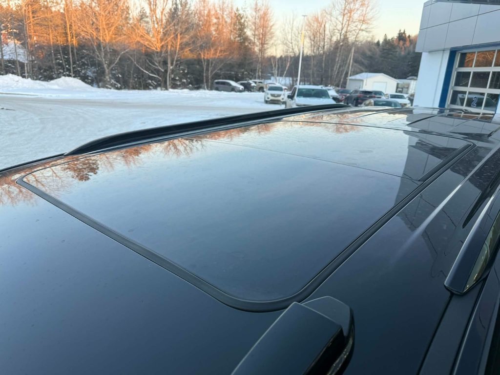 2026 Cadillac ESCALADE Platinum Sport in Edmundston, New Brunswick - 16 - w1024h768px