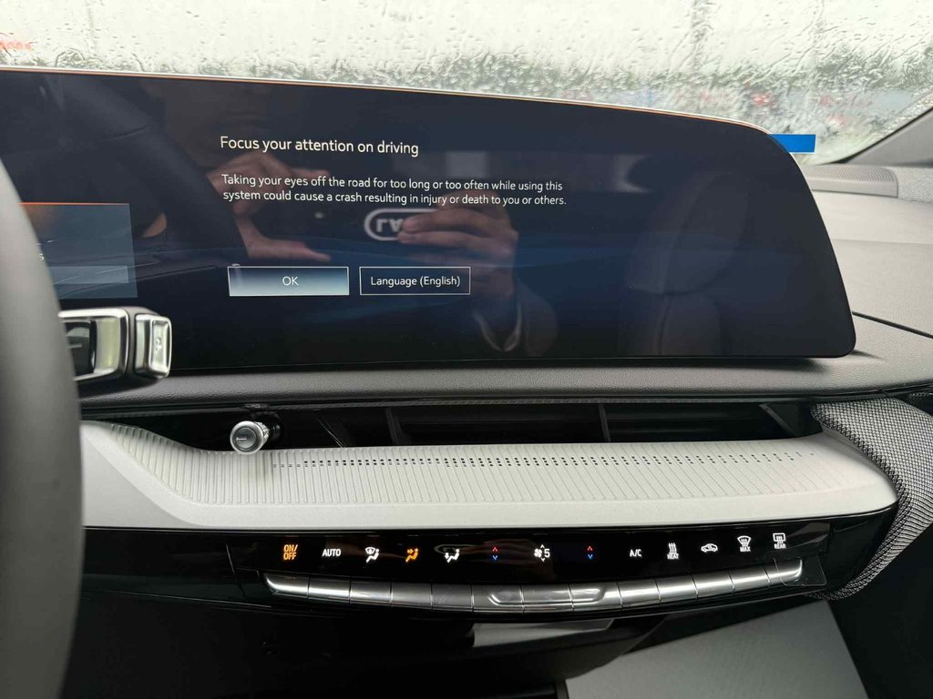 2025 Cadillac OPTIQ Sport 1 in Edmundston, New Brunswick - 11 - w1024h768px