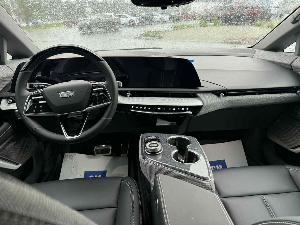2025 Cadillac OPTIQ Sport 1 in Edmundston, New Brunswick - 10 - w1024h768px