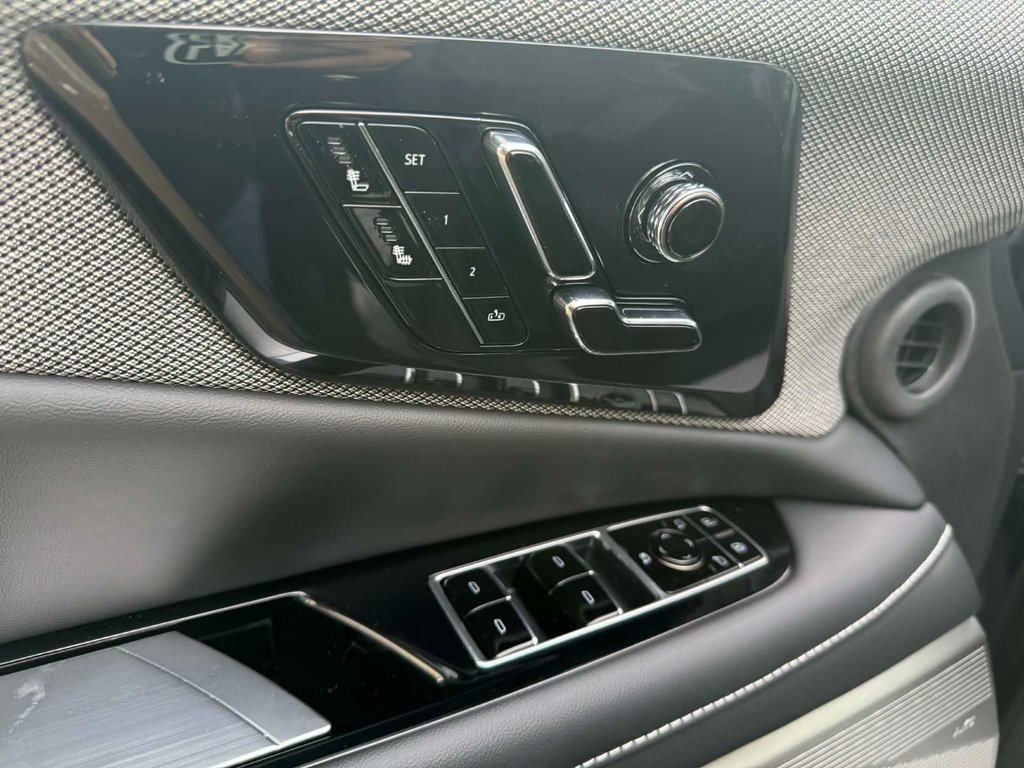 2026 Cadillac OPTIQ Sport in Edmundston, New Brunswick - 11 - w1024h768px