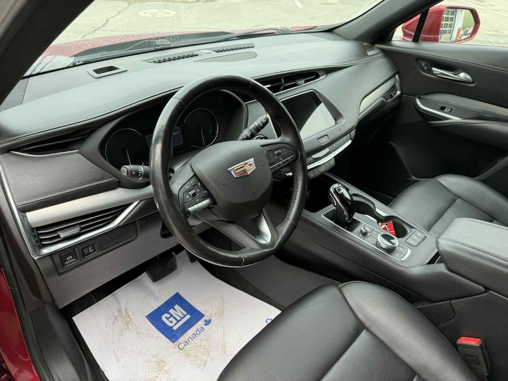 2020 Cadillac XT4 AWD Premium Luxury in Edmundston, New Brunswick - 11 - w1024h768px