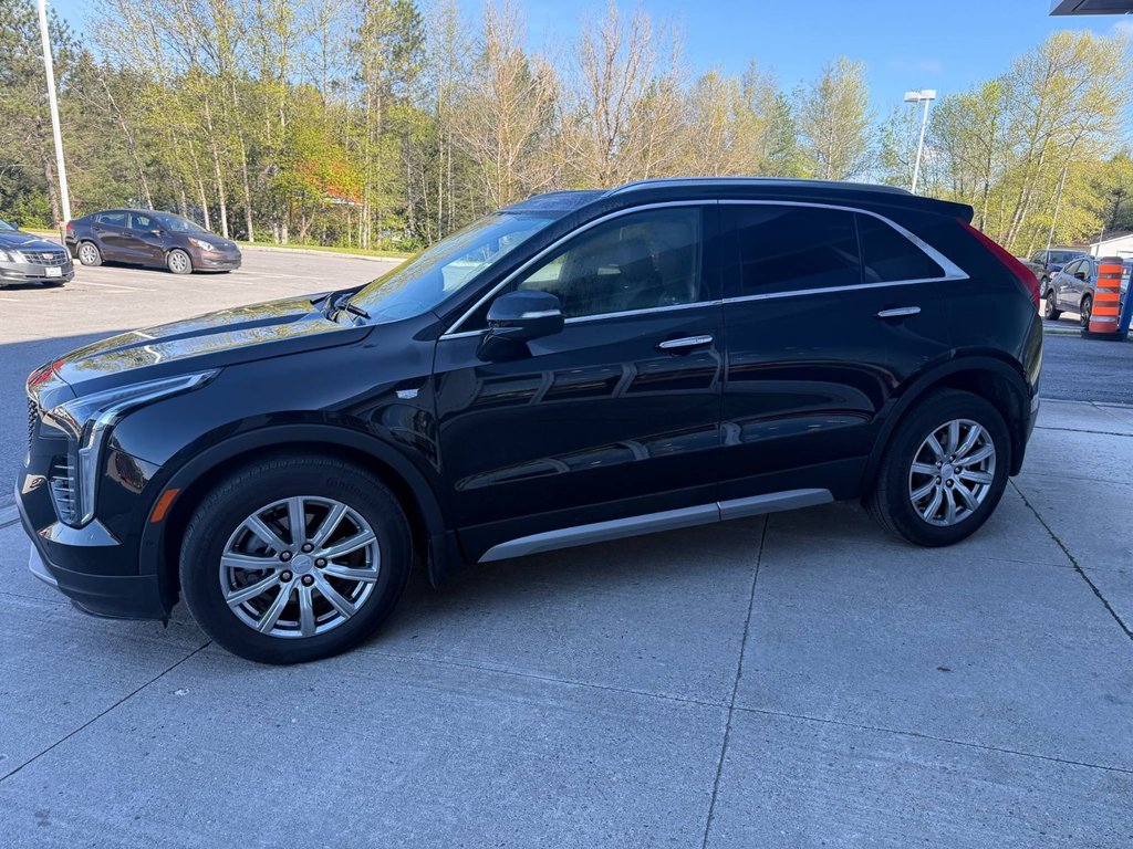 2022 Cadillac XT4 AWD Premium Luxury in Edmundston, New Brunswick - 5 - w1024h768px