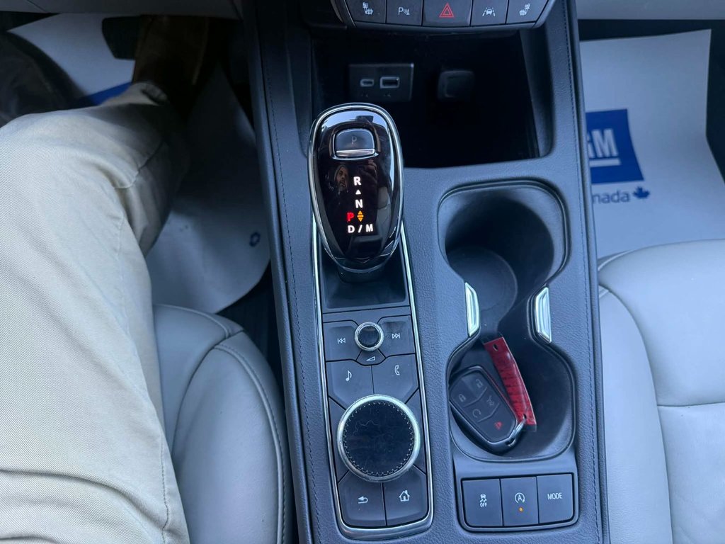 2023 Cadillac XT4 AWD Premium Luxury in Edmundston, New Brunswick - 10 - w1024h768px