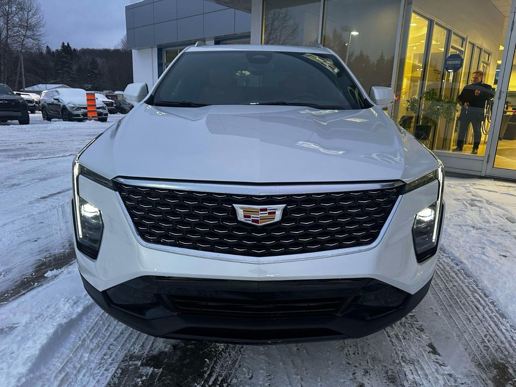 Cadillac XT4 Premium Luxury 2025 à Edmundston, Nouveau-Brunswick - 2 - w1024h768px