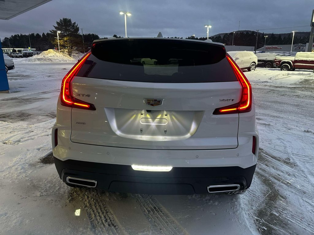 Cadillac XT4 Premium Luxury 2025 à Edmundston, Nouveau-Brunswick - 4 - w1024h768px