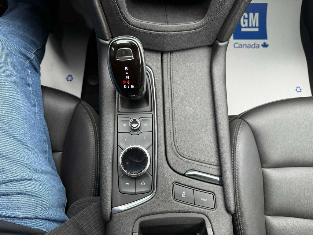 2020 Cadillac XT5 Luxury AWD in Edmundston, New Brunswick - 13 - w1024h768px