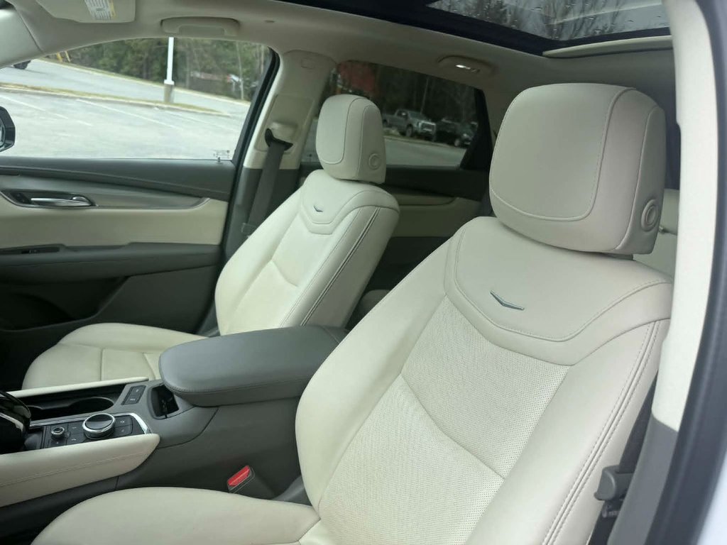 2022 Cadillac XT5 AWD Premium Luxury in Edmundston, New Brunswick - 13 - w1024h768px