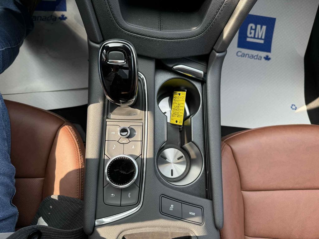 Cadillac XT5 Sport 2025 à Edmundston, Nouveau-Brunswick - 12 - w1024h768px