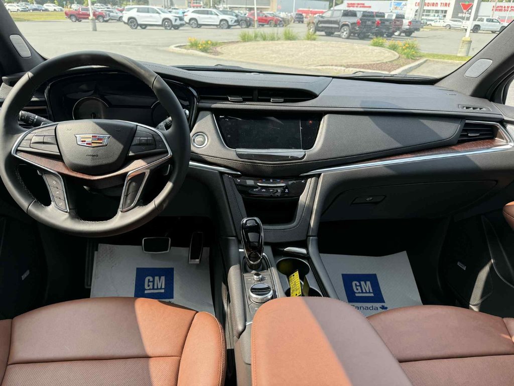 Cadillac XT5 Sport 2025 à Edmundston, Nouveau-Brunswick - 10 - w1024h768px