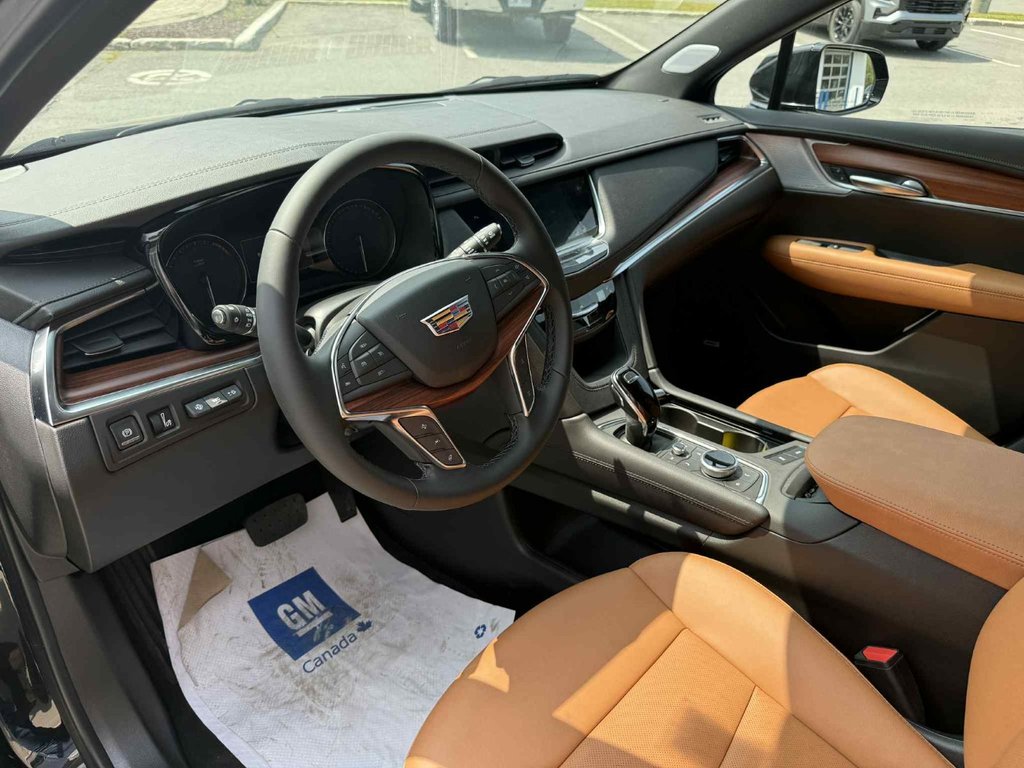 2025 Cadillac XT5 Premium Luxury in Edmundston, New Brunswick - 8 - w1024h768px