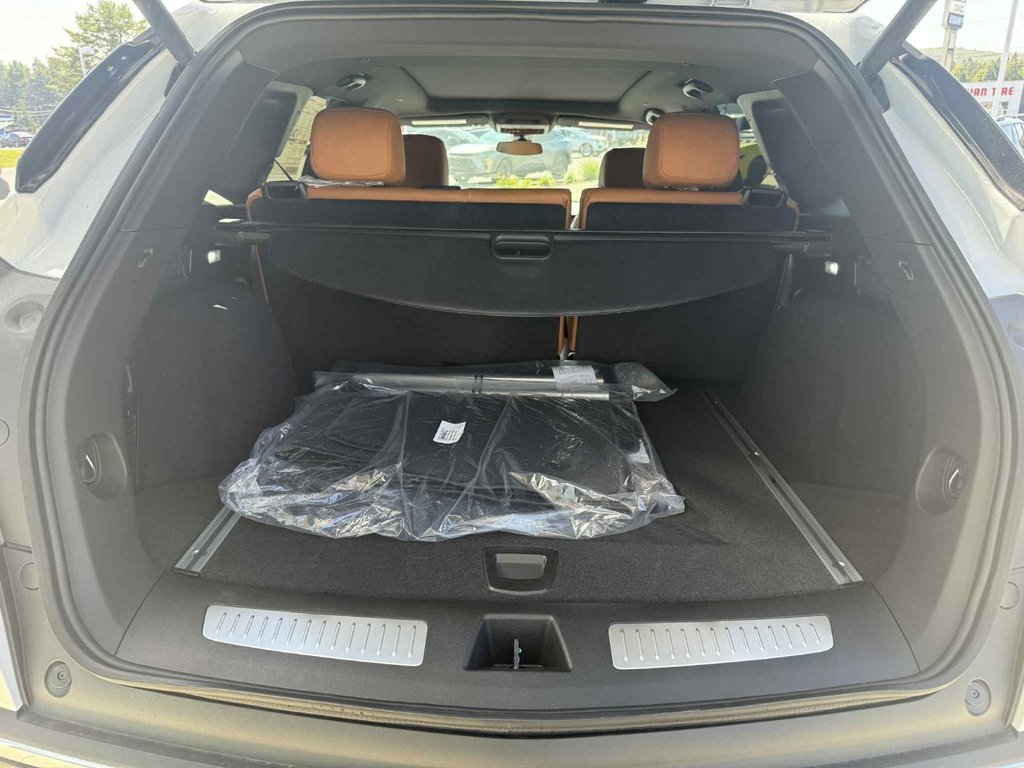 2025 Cadillac XT5 Premium Luxury in Edmundston, New Brunswick - 9 - w1024h768px