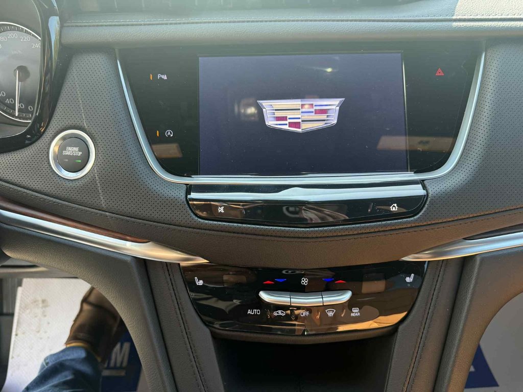 2025 Cadillac XT5 Premium Luxury in Edmundston, New Brunswick - 13 - w1024h768px