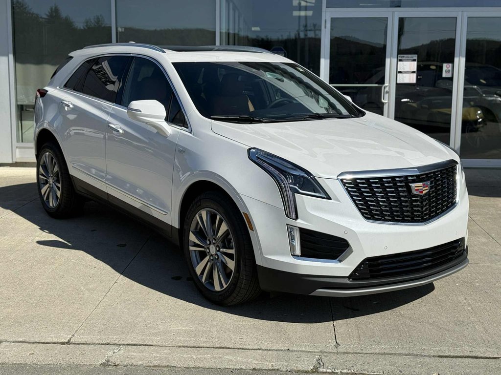 2025 Cadillac XT5 Premium Luxury in Edmundston, New Brunswick - 2 - w1024h768px