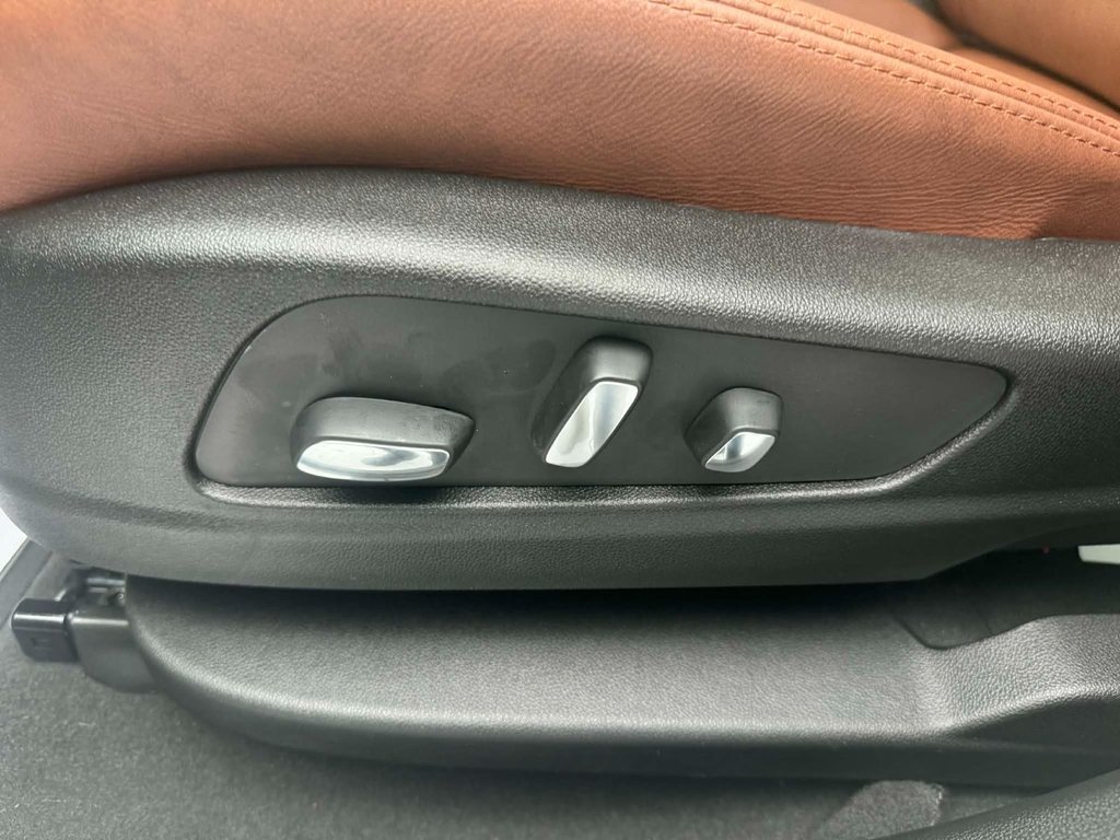 2026 Cadillac XT5 Sport in Edmundston, New Brunswick - 14 - w1024h768px