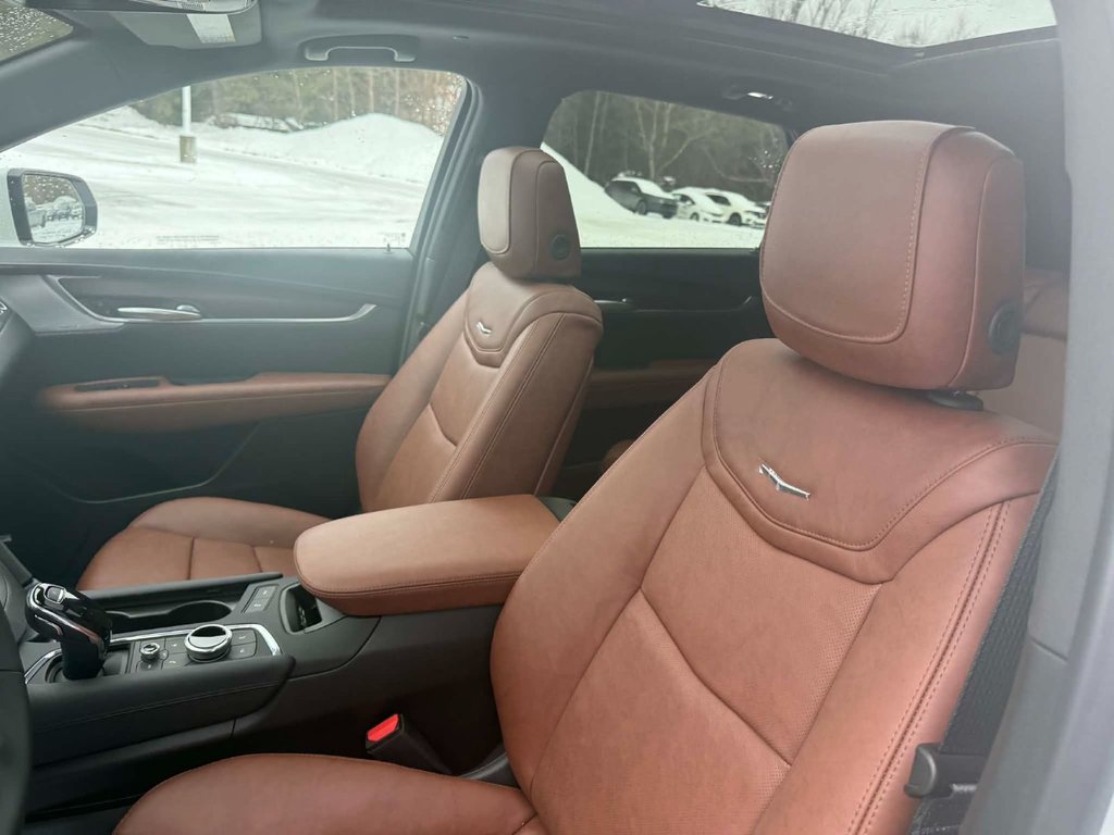 2026 Cadillac XT5 Sport in Edmundston, New Brunswick - 9 - w1024h768px