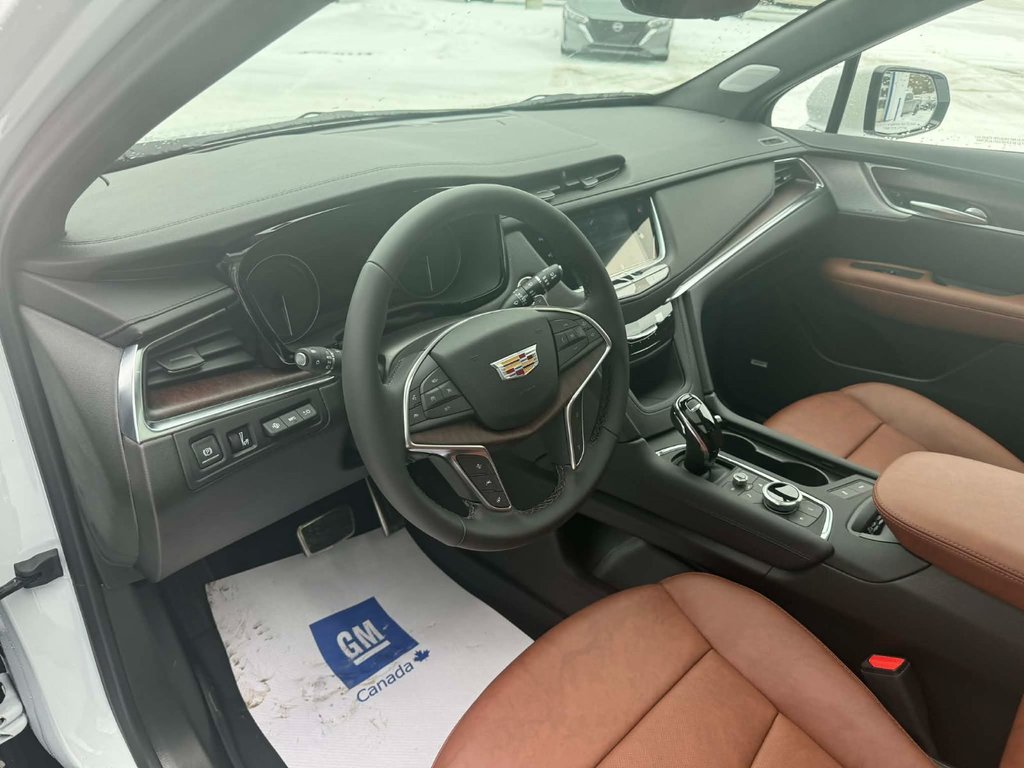 2026 Cadillac XT5 Sport in Edmundston, New Brunswick - 10 - w1024h768px