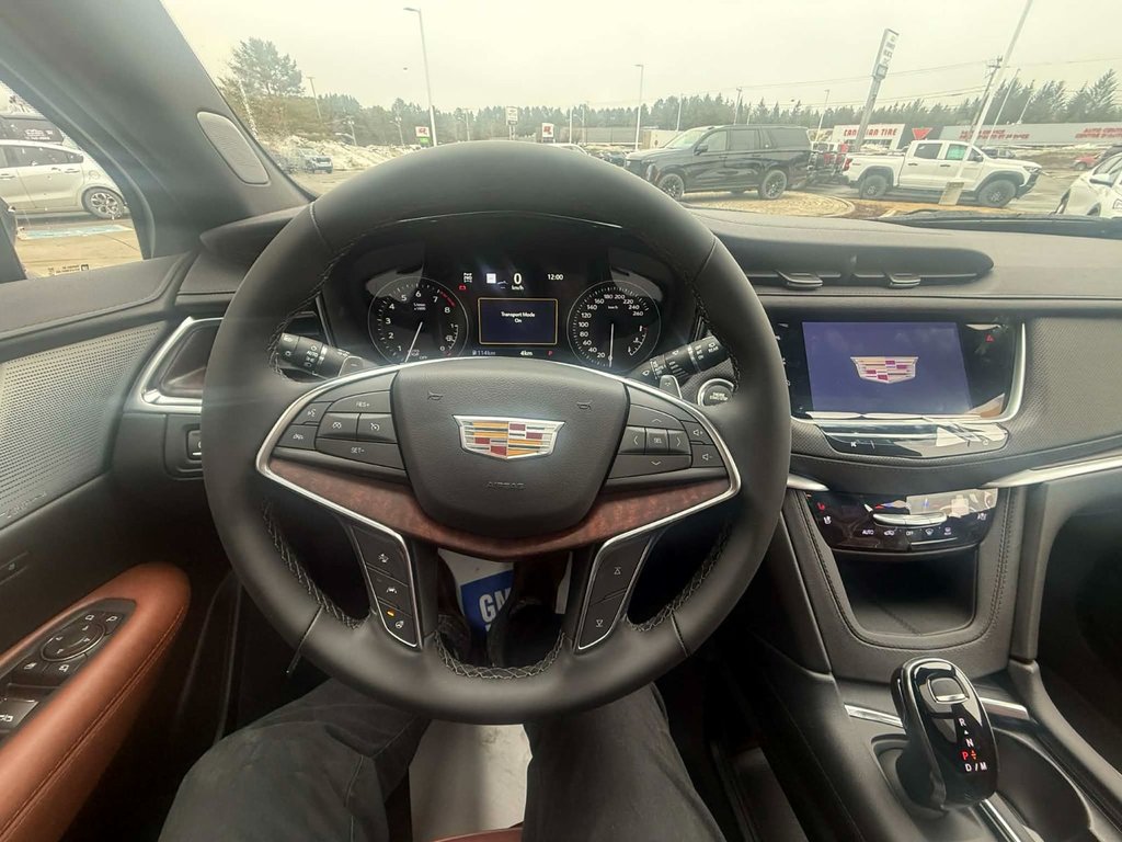 2026 Cadillac XT5 Sport in Edmundston, New Brunswick - 10 - w1024h768px