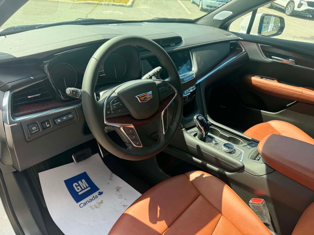 Cadillac XT5 Sport 2026 à Edmundston, Nouveau-Brunswick - 7 - w1024h768px