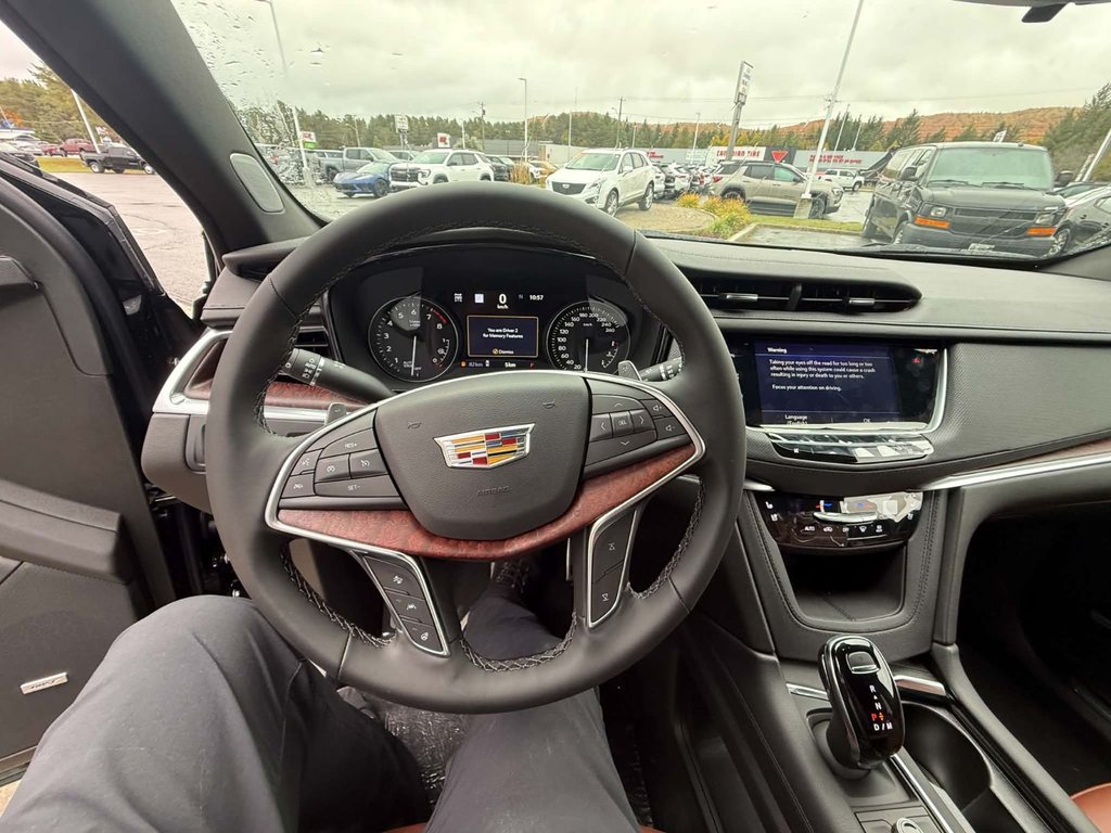 Cadillac XT5 Sport 2026 à Edmundston, Nouveau-Brunswick - 8 - w1024h768px