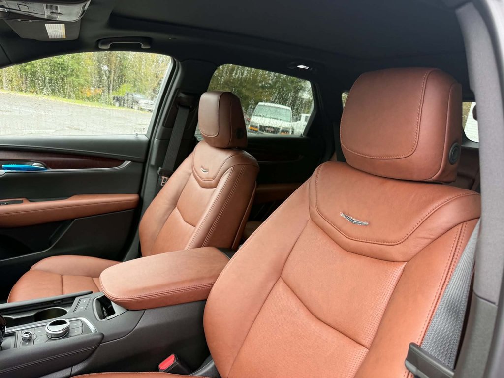 Cadillac XT5 Sport 2026 à Edmundston, Nouveau-Brunswick - 10 - w1024h768px
