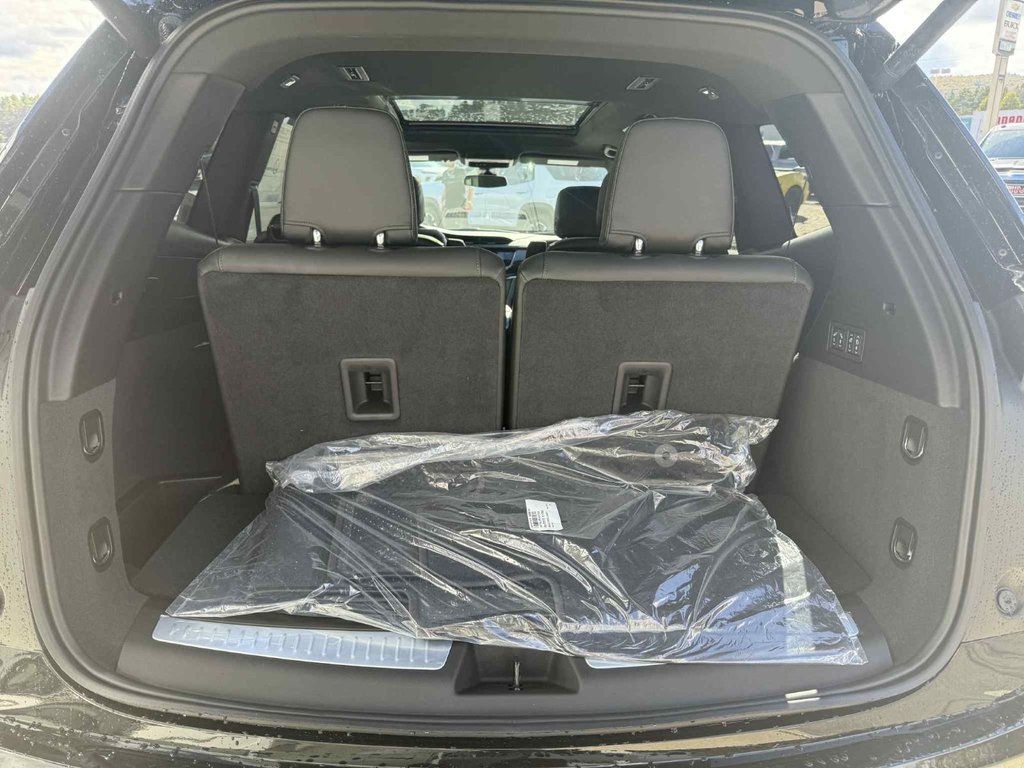 2025 Cadillac XT6 Sport in Edmundston, New Brunswick - 7 - w1024h768px